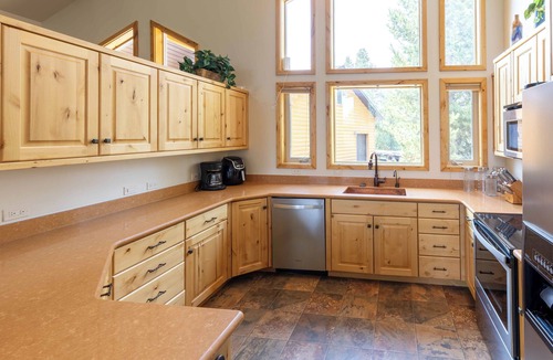 Ketchum Cabin | Smiley Creek Cabin B: Hot Tub, Views & Adventure