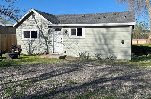 Mountain Home AFB House | Snake River Cabin in Grand View