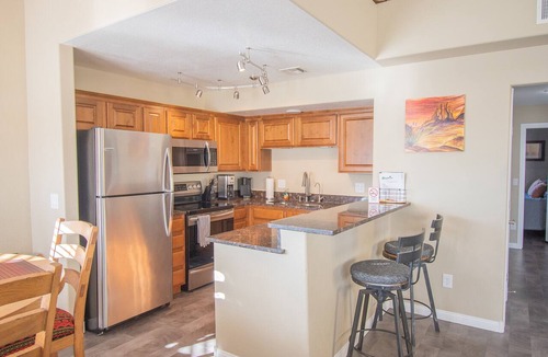 Mesquite Condo | Snow Bird's Nest by Mesquite Vacation Rentals with Community Amenities and $510 in free daily activities