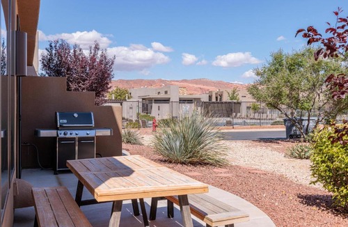 St. George House | Snow Canyon Escape
