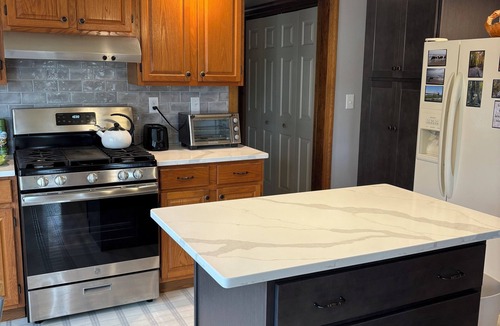 Snow Hill House | Snow Hill Riverfront Retreat : Wildlife, Fishing, Kayaking, Nearby Beaches.