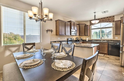 Entrada Del Oro House | Snowbird Escape w/Outdoor Oasis in Gold Canyon!