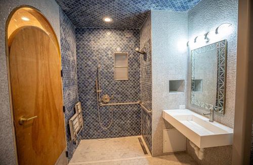 Lower State Hostel | Social Stays - Santa Barbara's FIRST hostel on State Street