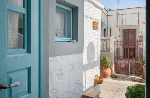 Skala Apartment | Sokaki Patmos traditional house