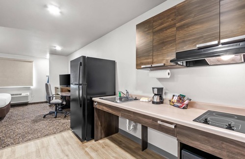 Avondale Hotel | Sonesta Simply Suites Avondale