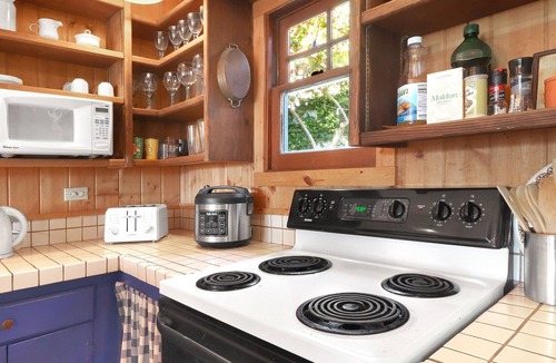 Jenner House | Sonoma Coast River Retreat for 6 (Whole House)