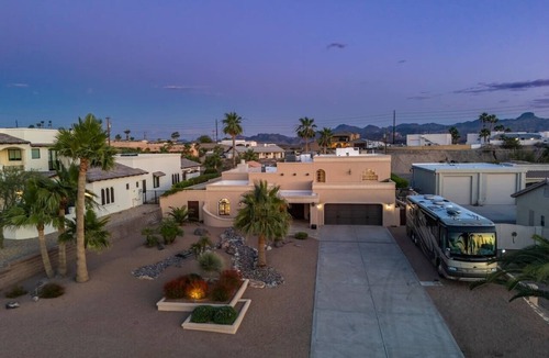 Lake Havasu City House | Sonoran Springs - Luxury Oasis Pool&Spa -Sleeps 18