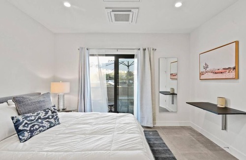 Arts District Apartment | Soulshine Studio in the Heart of Old Town Scottsdale