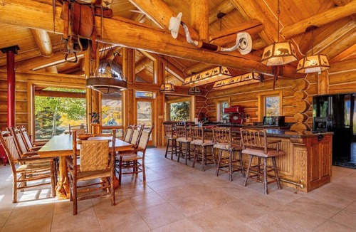 Wapiti House | South Fork River Ranch- Private Fishing Pond, Direct River Access, Custom Amenities