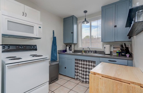 Palo Verde House | Southwest Casita Dog Park Gated Parking/#2