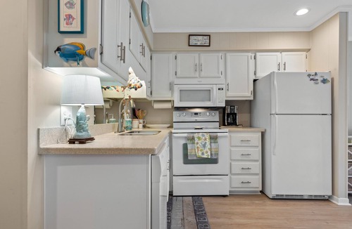 Morehead City Condo | Southwinds J12 in Atlantic Beach, NC