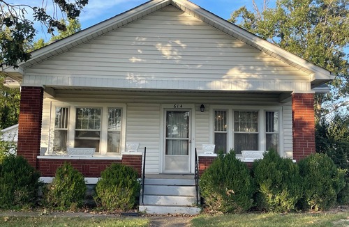 Shepherdsville House | Spacious 4-bedroom house in serene Shepherdsville with AC