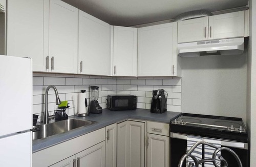 East Central House | Spacious 4-bedroom house with AC and WiFi in welcoming Spokane
