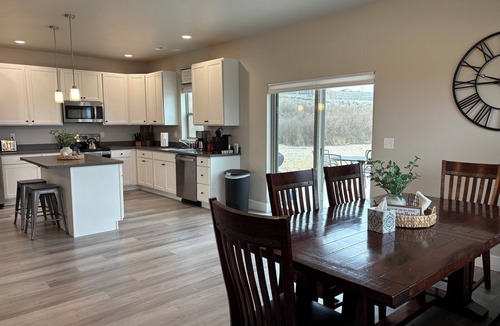 Stevensville House | Spacious 4-bedroom house in Stevensville with mountain views