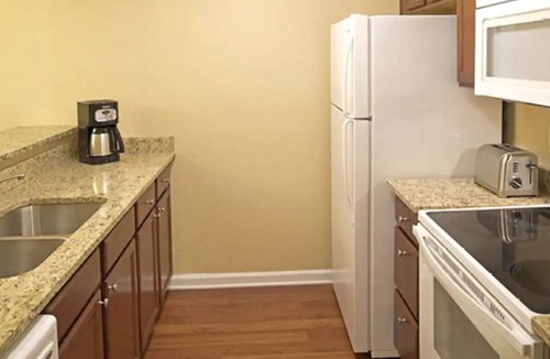 Berkeley Resort | Spacious 4 Bedroom at the Historic Powhatan Resort