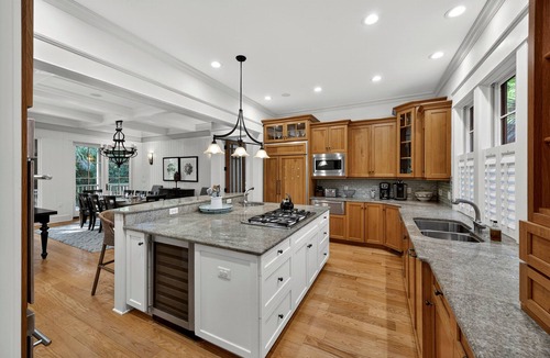 Vanderhorst Plantation House | Spacious 4BD w/Guest House! Private Pool + Hot Tub
