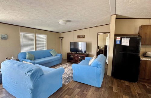 Elephant Butte House | Spacious 4BR, 2BA, near Lake, Golf Course, and hot springs!
