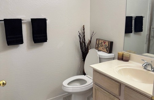 Sundance Ranch House | Spacious 5-bedroom house in delightful Phoenix with WiFi, AC