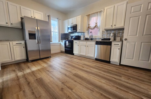 Dayton House | Spacious 5-bedroom house in exciting Dayton