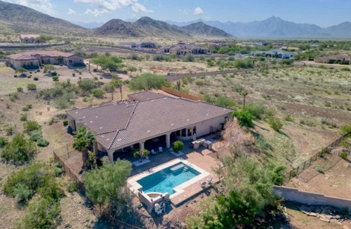 Laveen Village Villa | Spacious 5-bedroom villa in awesome Laveen with AC and gym