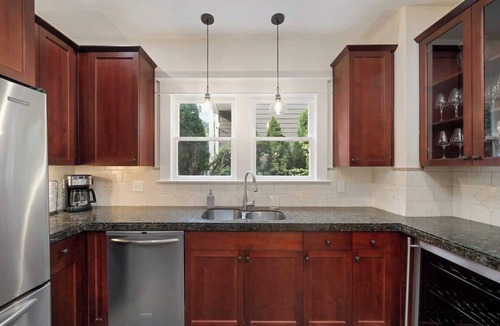 Corbett - Terwilliger - Lair Hill House | Spacious 5BR Sunlit Craftsman - 5BD/2BA - Arcade