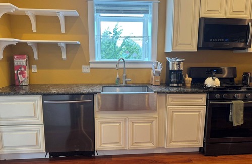 Hillsboro House | Spacious, Accessible Hillsboro Retreat – Deck, Grill & Family-Friendly Comfort