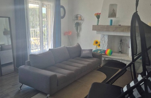 Solenzara Apartment | Spacious apartment, 3 bedrooms, ocean view, Solenzara, beach within walking distance