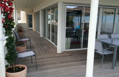 Calvi Apartment | Spacious apartment with terrace and unique bay view at 3 minutes from the beach.
