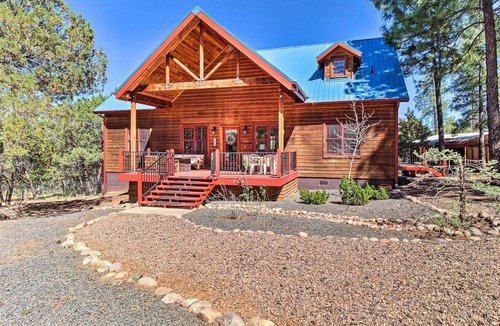Timberland Acres Cabin | Spacious Bohemian Cabin + Decks, 9 Mi to Lake