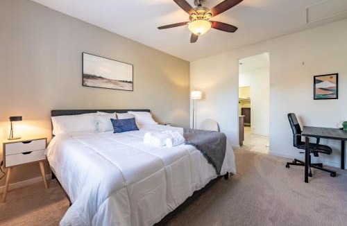 Southwest Village House | Spacious, child-friendly home, 5 Min to Old Town!