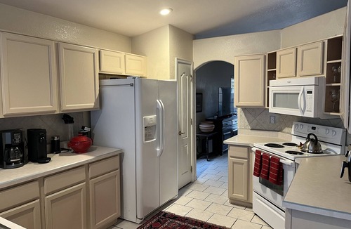 The Bluffs House | Spacious, Comfortable Home Near Golf, Biking, Hiking & Restaurants