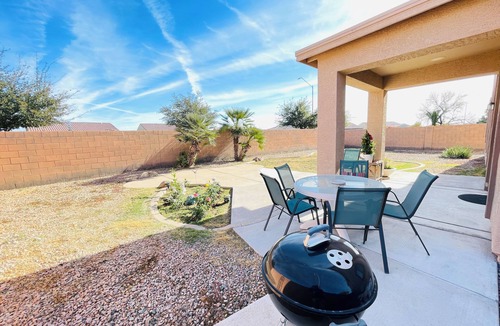 Casa Grande House | Spacious & Cozy 5-bedroom home in Casa Grande!