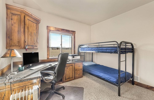 Felt House | Spacious, Exquisite Ranch House with Stunning Teton Views Close to Driggs