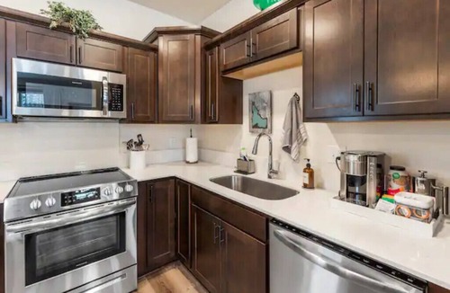 Priest River House | Spacious & family friendly retreat in newer townhome near town in Priest River