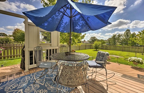 Fort Wayne House | Spacious Fort Wayne Home w/Yard + Gas Grill!