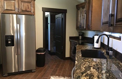Torrey House | Spacious Home “The Nest” in the heart of Torrey