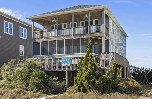 Topsail Beach House | Spacious Home w/Ocean Views at Quiet end of Island