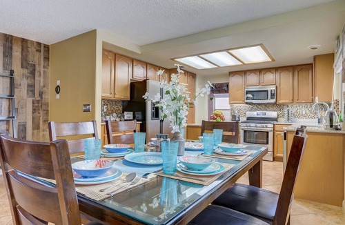 North Las Vegas House | Spacious, Large Pool, Hot Tub, Oasis -close to SPEEDWAY, STRIP, AIRPORT