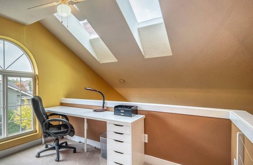 Salmon Creek House | Spacious, light-filled home in tranquil and convenient location