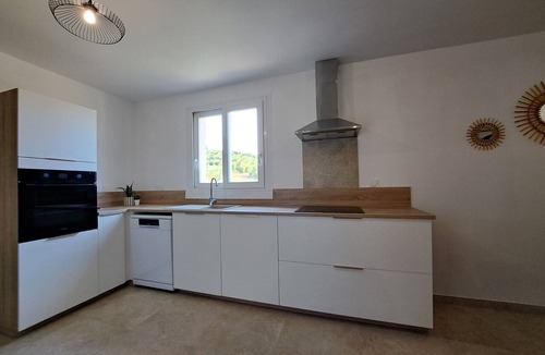 San-Nicolao Apartment | ☆Spacious New 5-Room Apartment (3 Bedrooms) Less Than a 5-Minute Drive from the Beaches ☆