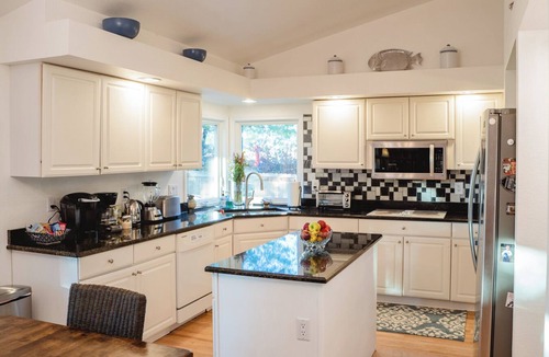 Gunbarrel House | Spacious Private Boulder Home with Mountain View