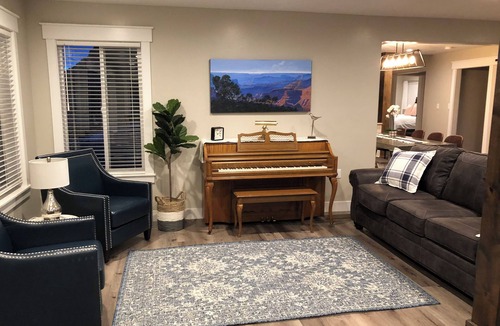 Marysvale Cabin | Spacious Riverfront Cabin in Beautiful Marysvale