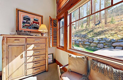 Highland Meadows House | Spacious Secluded Luxury Home 5 minutes from Vail Mountain