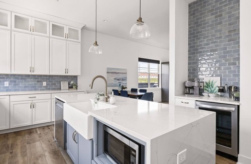 Lockerbie Square Condo | Spacious SoHo-Style Townhome | Steps to Downtown!