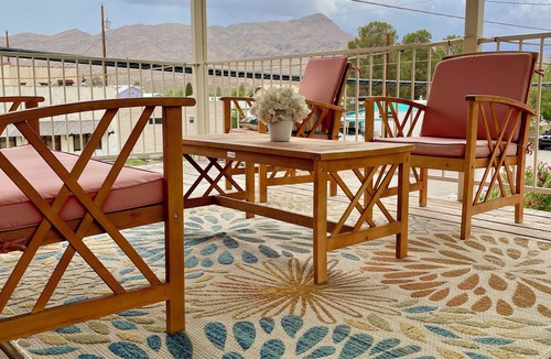 Truth or Consequences Apartment | Spacious 2-bedroom apartment with private Hot Spring Tub!