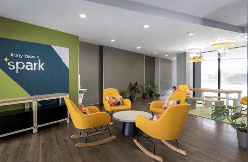 Northeast Virginia Beach Hotel | Spark by Hilton Virginia Beach Oceanfront