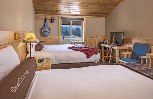 Moran Cabin | Sparkling Clean! The Phenomenal Untouched Retreat! w/Free Parking!