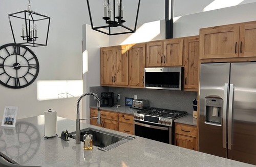 Florence House | Spectacular 2BR house with view of Bitterroot Mountains.