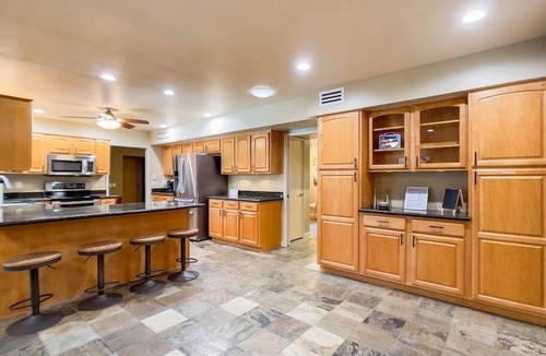 Tempe House | Spectacular! 4bdr-Single-Story Home Private Pool!