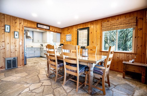 Wishon Cabin | *Spectacular Lake Views Open Floor Plan Fully Stocked Huge Deck*